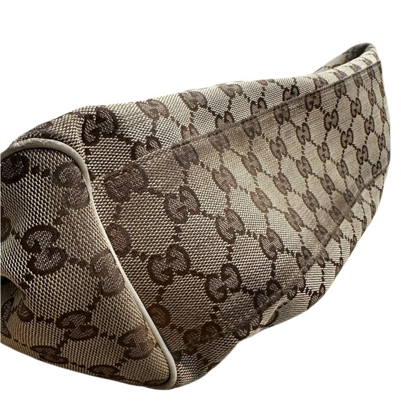 GUCCI Beige/White GG Canvas Medium Sukey Tote Bag - Picture 9 of 11